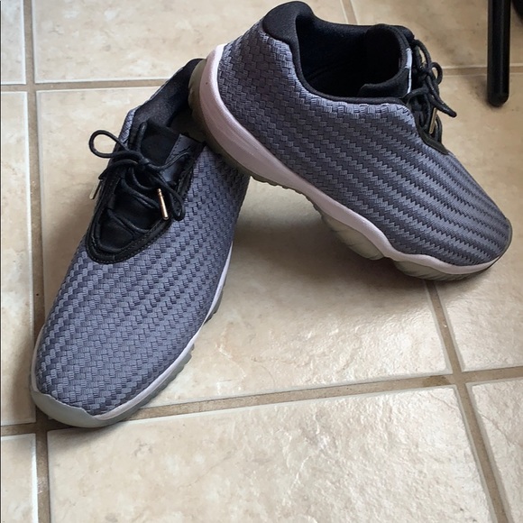 Jordan future lows - Picture 2 of 7